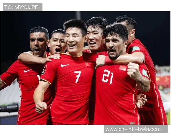 国足新归化球员风闻未实，主帅邵佳一要点布局本乡青年力气